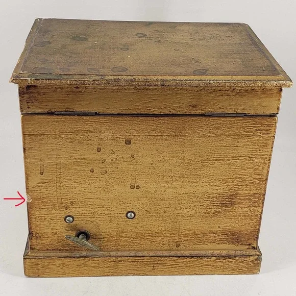 Vintage hand painted tole style wood gold jewelry music box - Picture 3 of 7